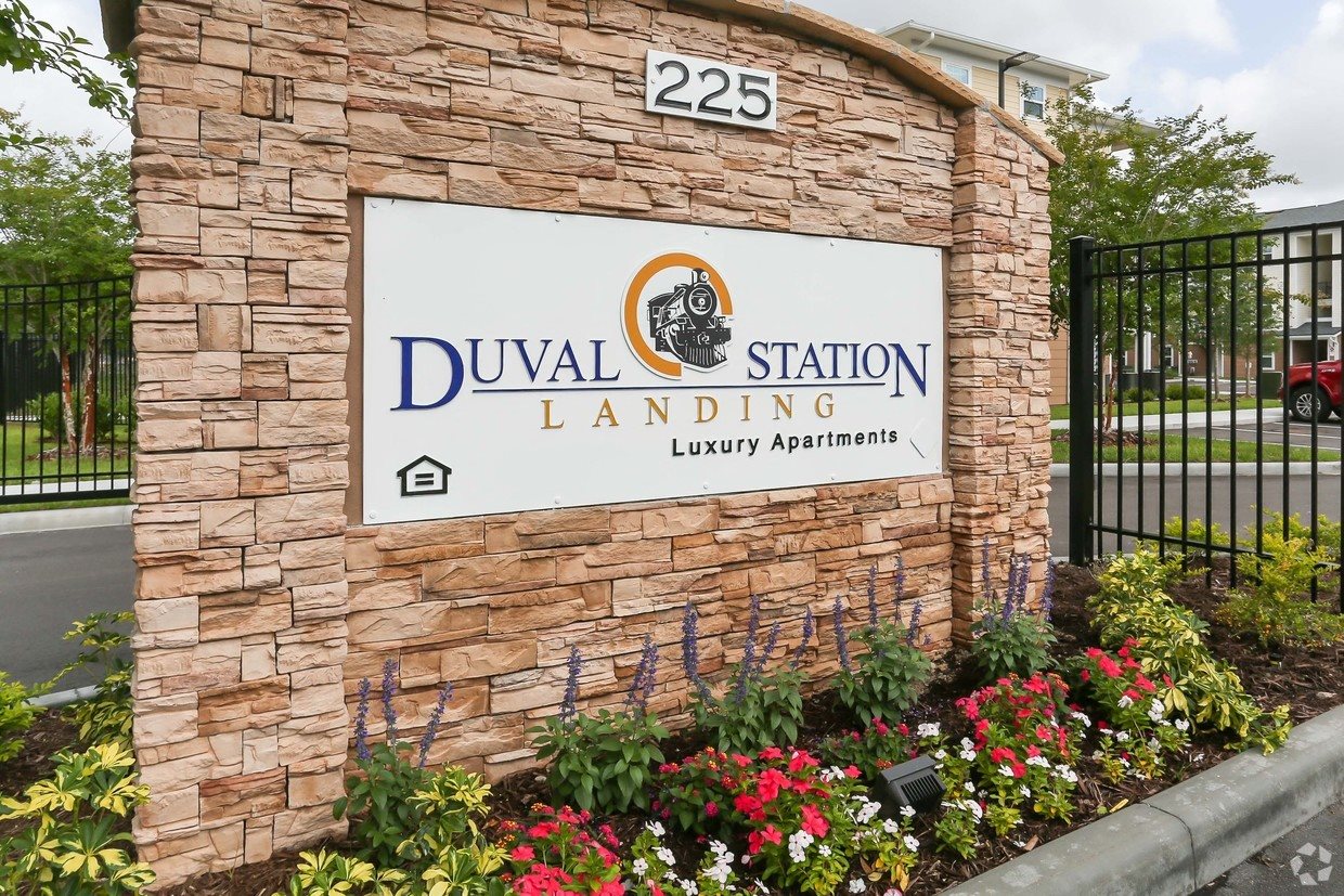 Duval Station Landing Apartments in Jacksonville, FL